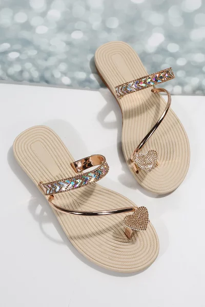 Slapi fashion accesorizati cu inimi CH54-7